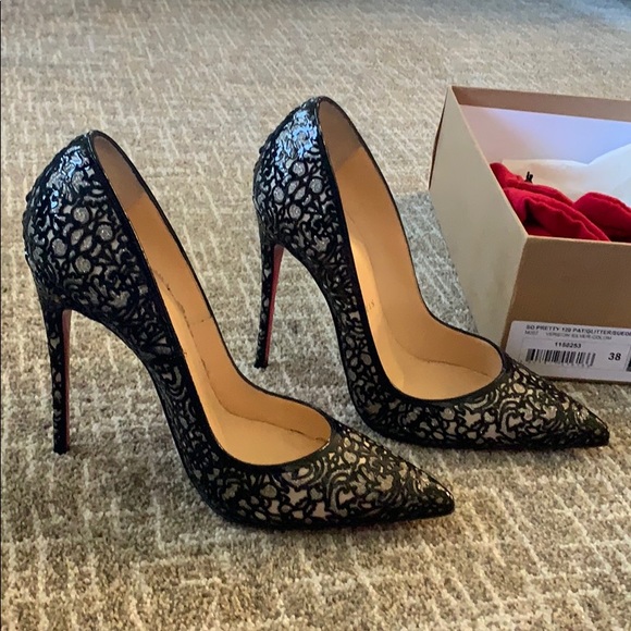 Christian Louboutin heels w/lace embossing. - Picture 7 of 7